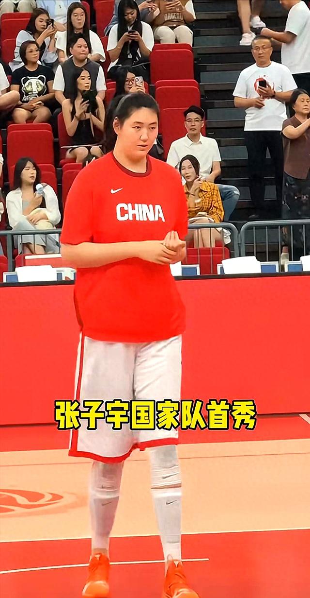 678体育-关于张子宇1.0是女篮一把双刃剑！阵容轮换成关键的信息
